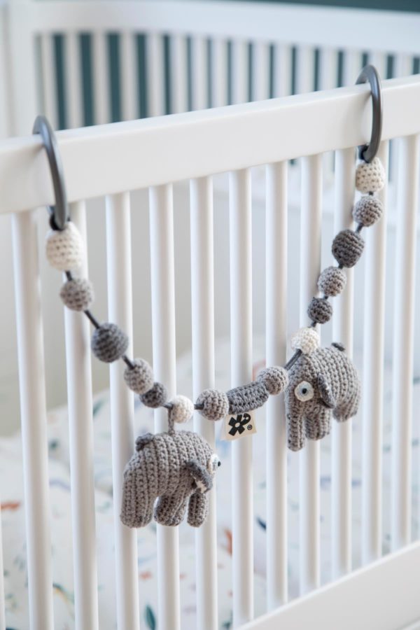 Sebra Kinderwagenkette Elefant Grau – Bild 2
