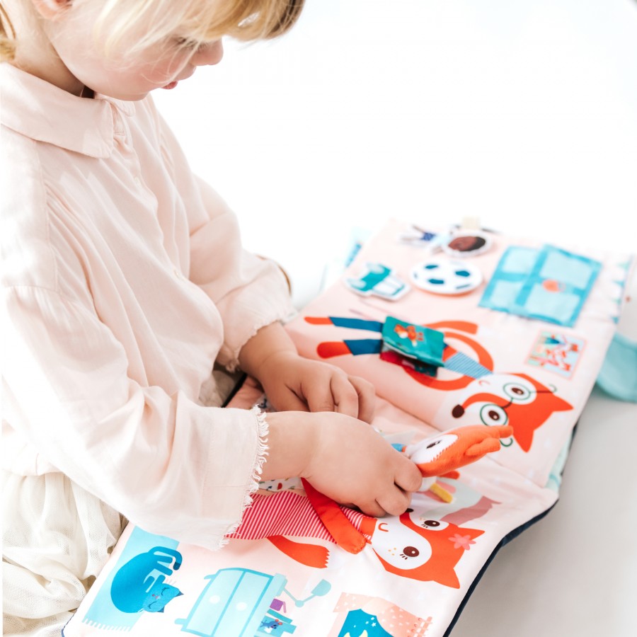 Lilliputiens Aktivitäten Stoffbuch "Guten Abend kleiner Fuchs" – Bild 4