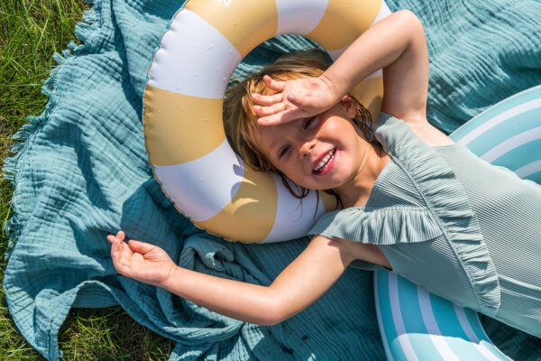 Quut Schwimmring Bananenblau – Bild 4