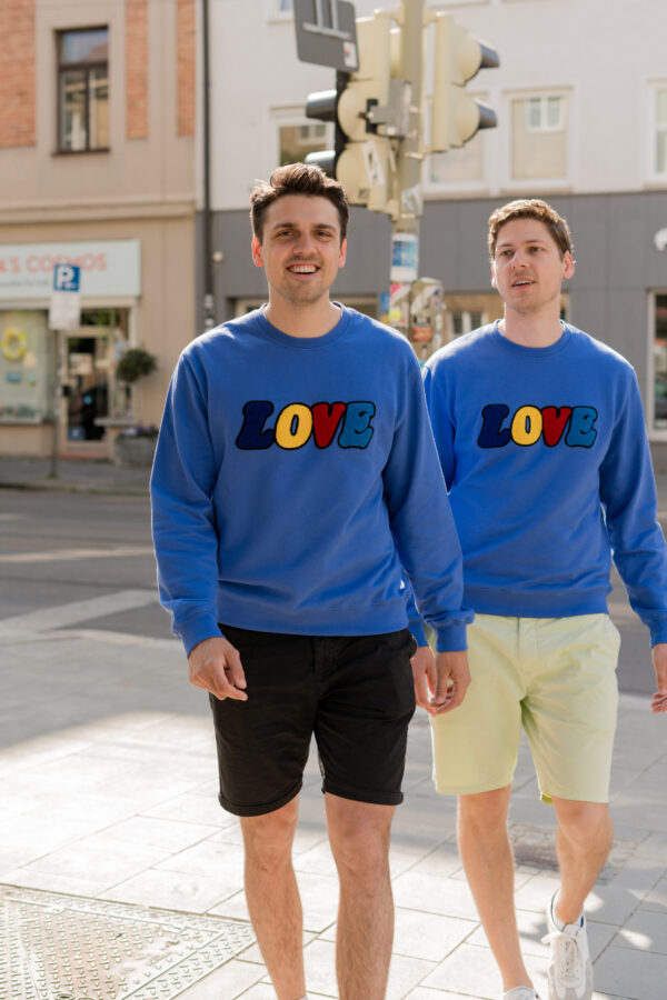 CHIO MI - Sweater Adults Unisex LOVE Königsblau – Bild 4
