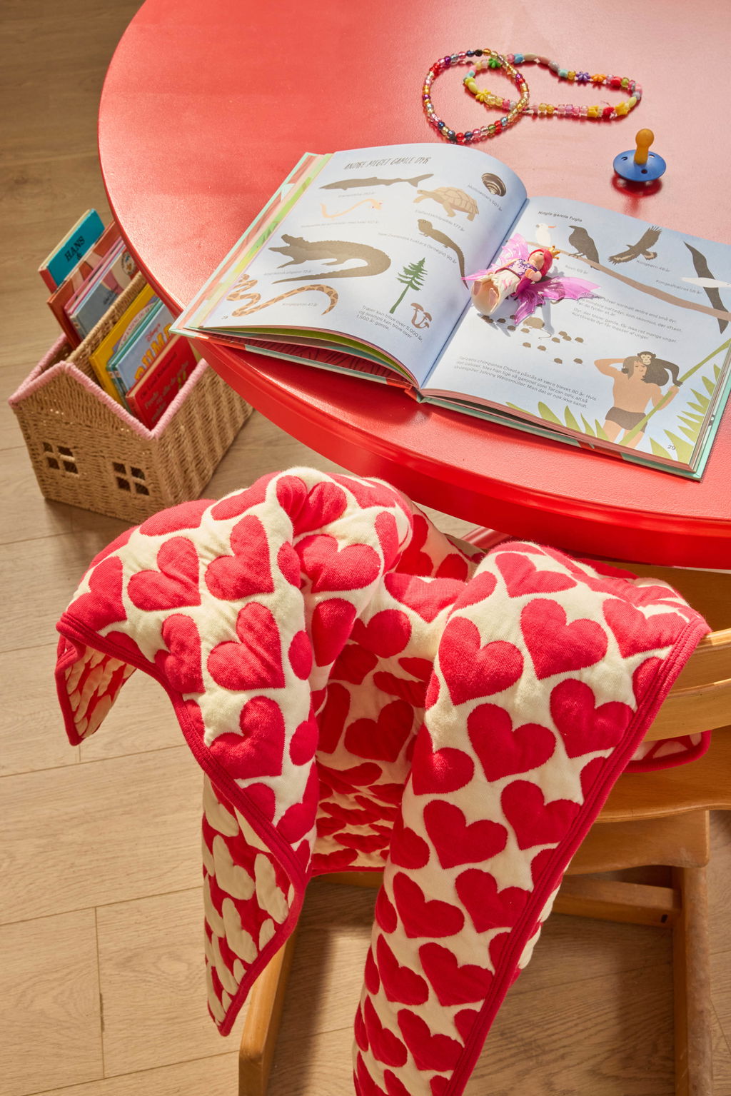 Rice Kids Quilted Cotton Plaid in Heart Cream and Red – Bild 2